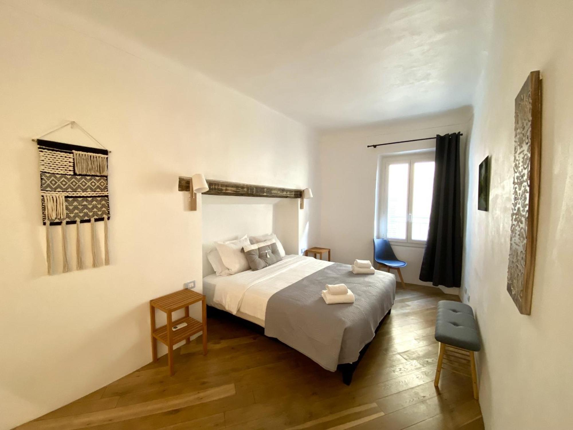 Le Bougainvillier Menton Vieille Ville Habitación foto